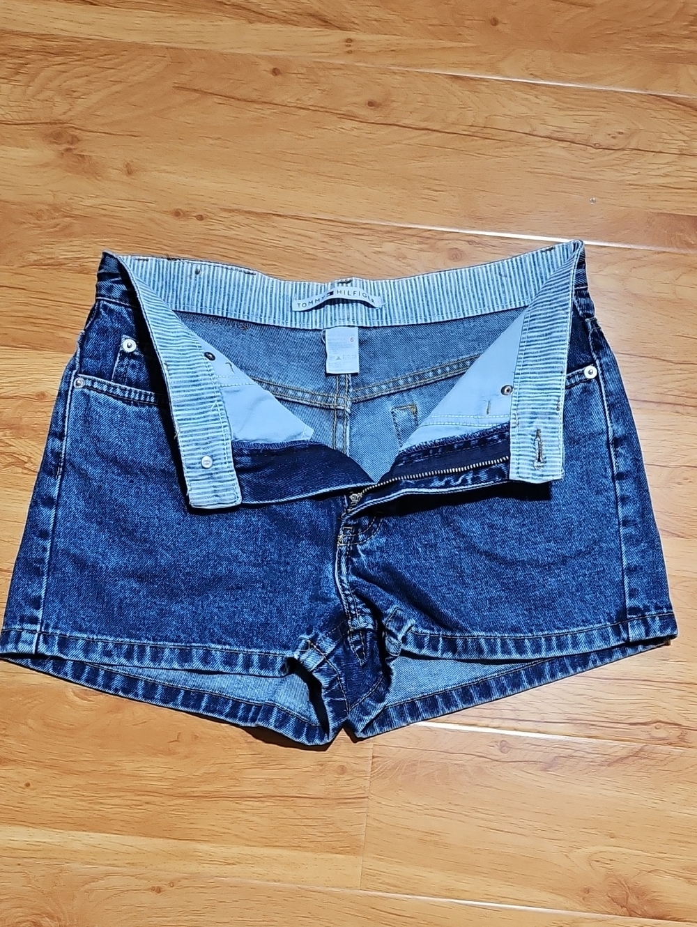 Tommy Hilfiger Light Blue Striped Waistband Denim Shorts